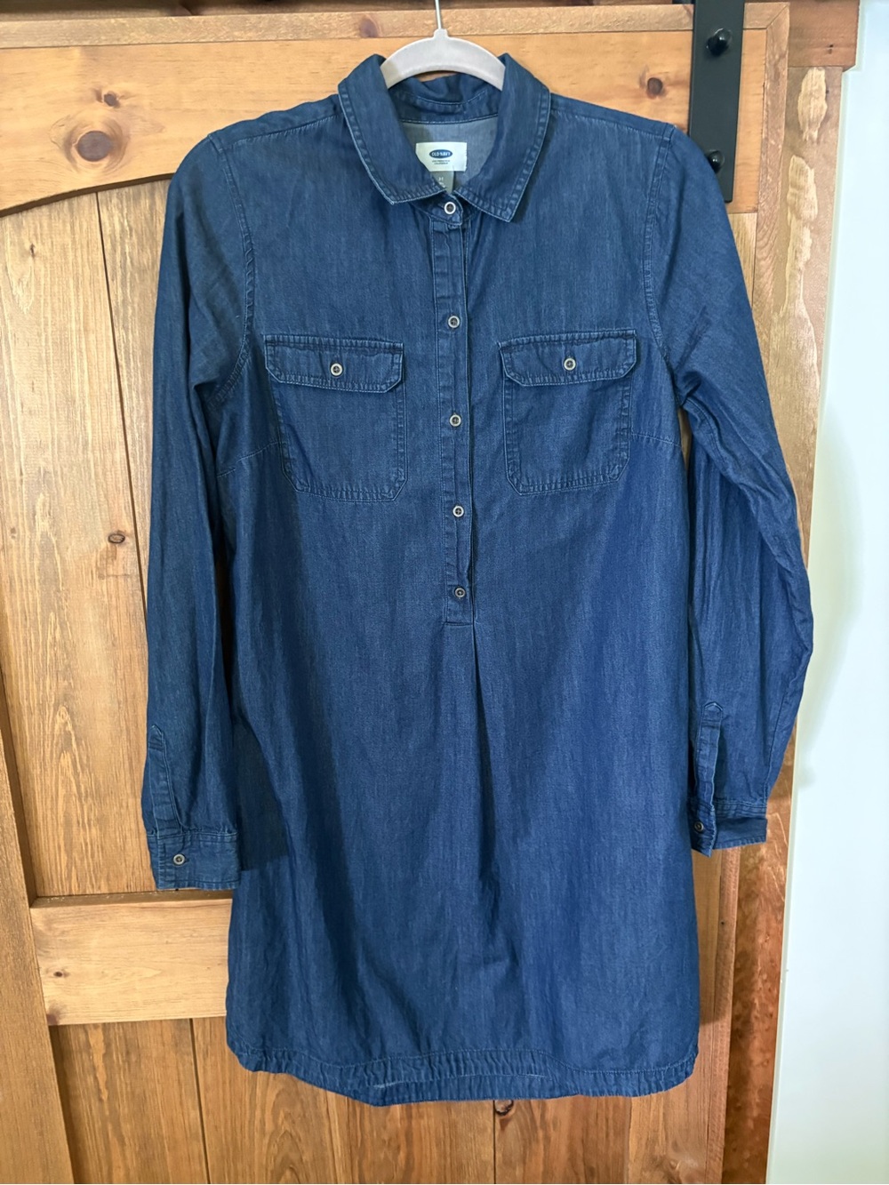 Casual Indigo Denim Shirt Dress - old Navy. Note size is M Tall